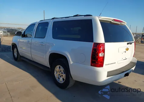 2013 Chevrolet Suburban 1500 Lt from USA, damaged, VIN 1GNSCJE08DR102735
